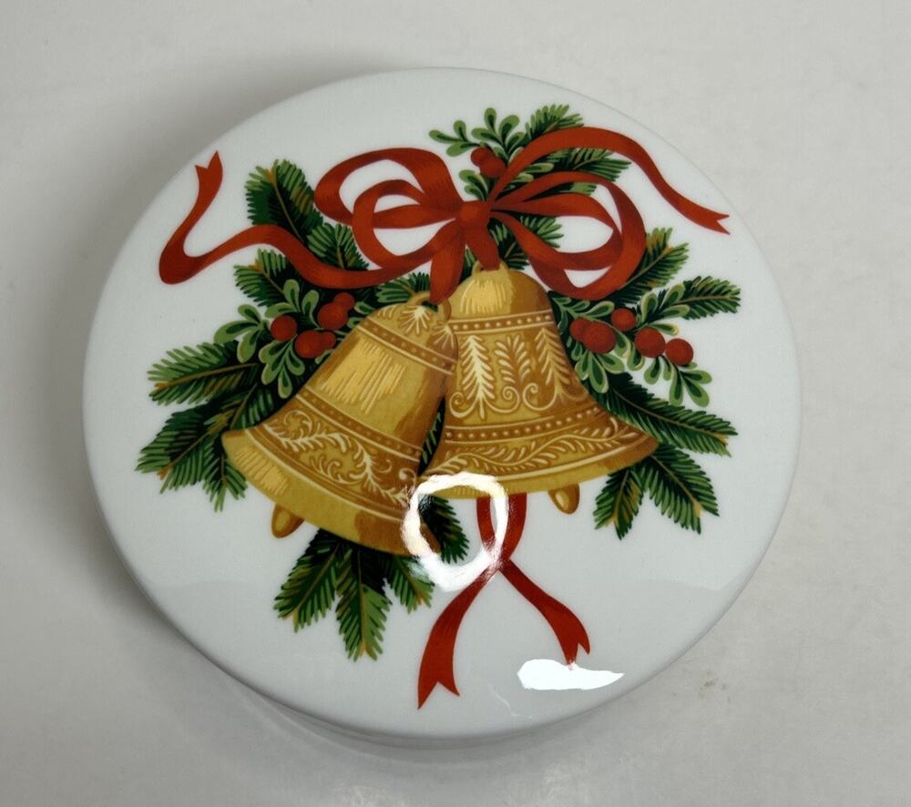 Saint James Fine China Christmas Bells Garland Round Lidded Trinket Box Hankook